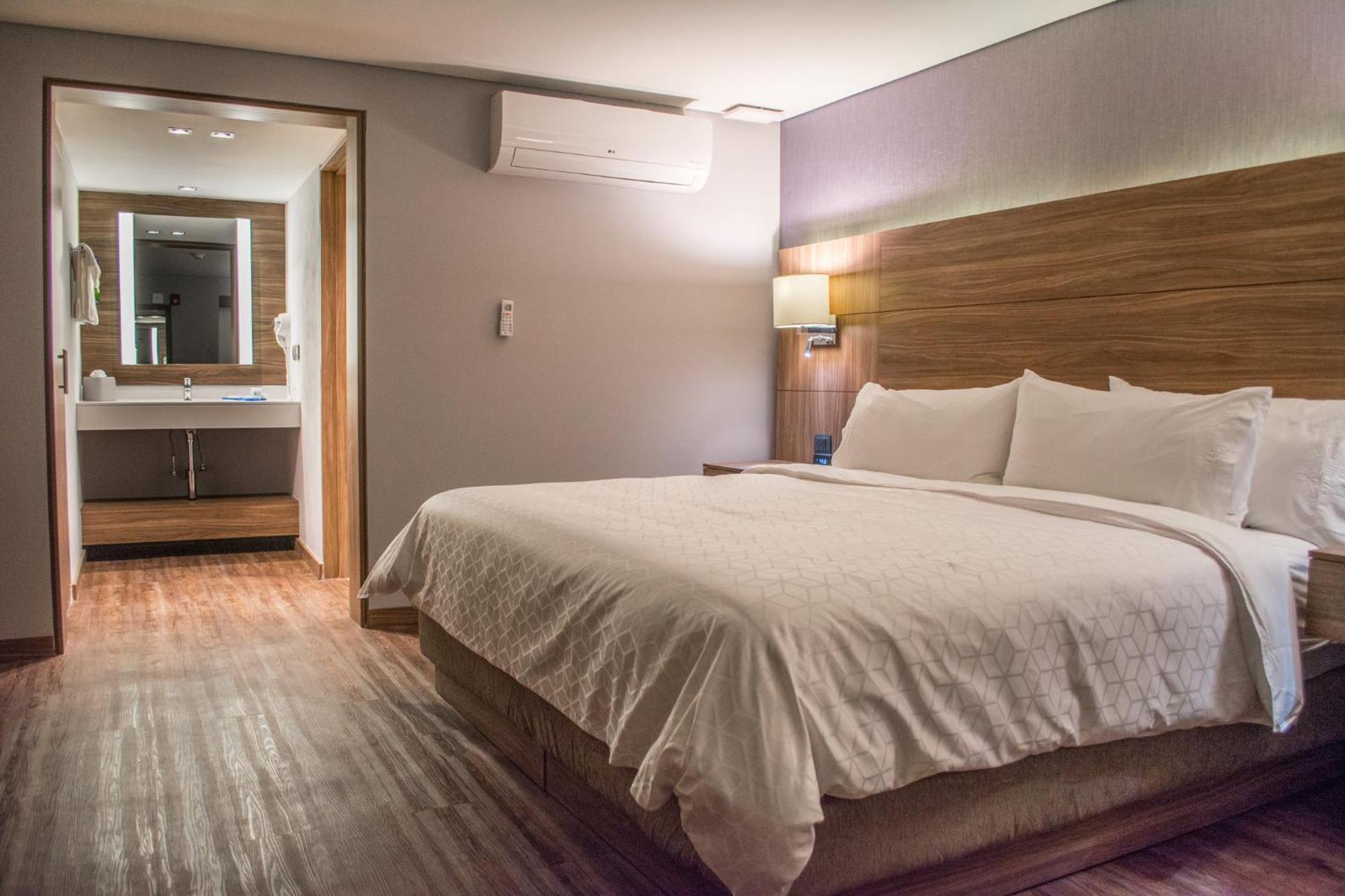 Holiday Inn Express Morelia By Ihg Εξωτερικό φωτογραφία