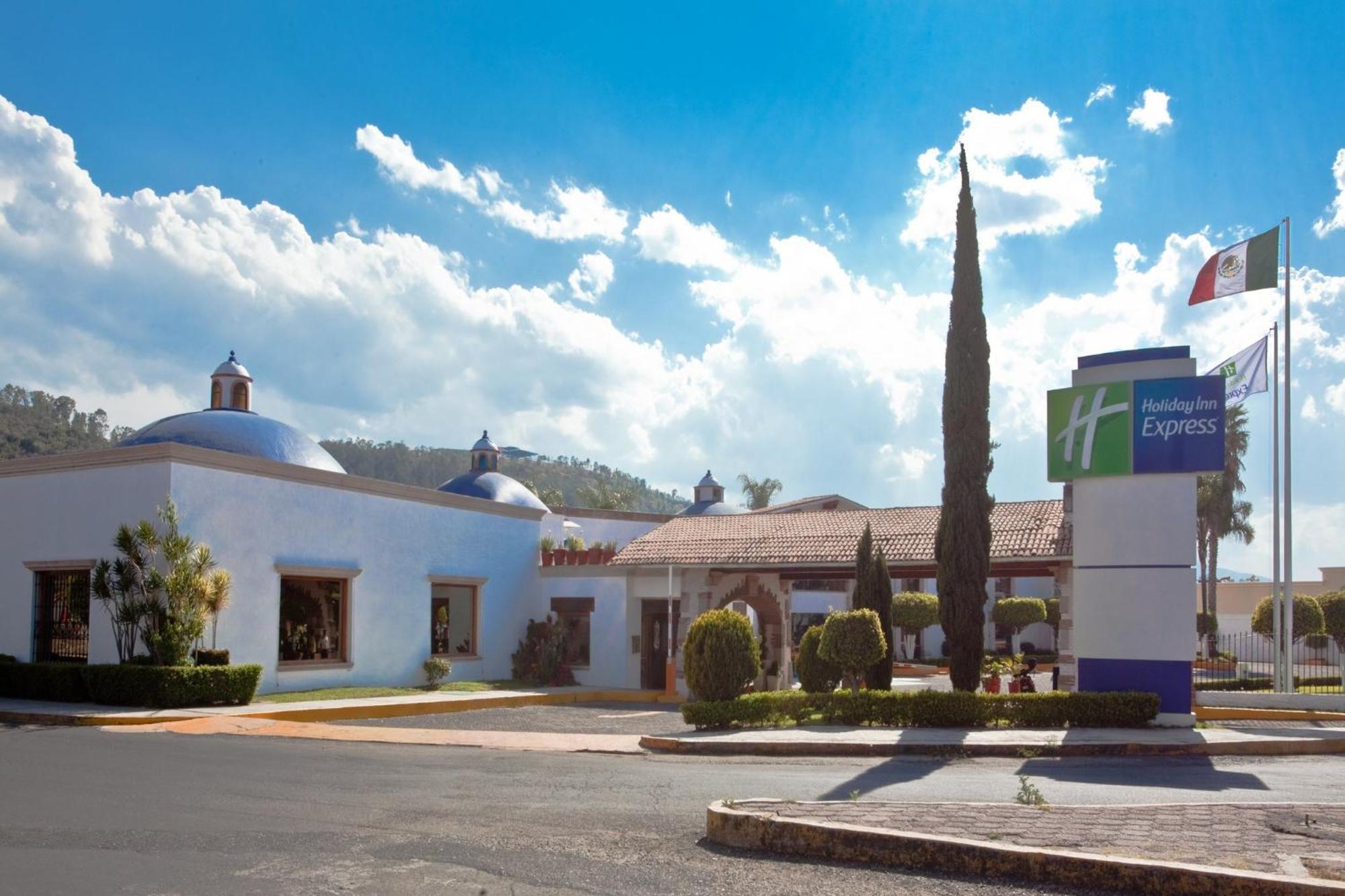 Holiday Inn Express Morelia By Ihg Εξωτερικό φωτογραφία
